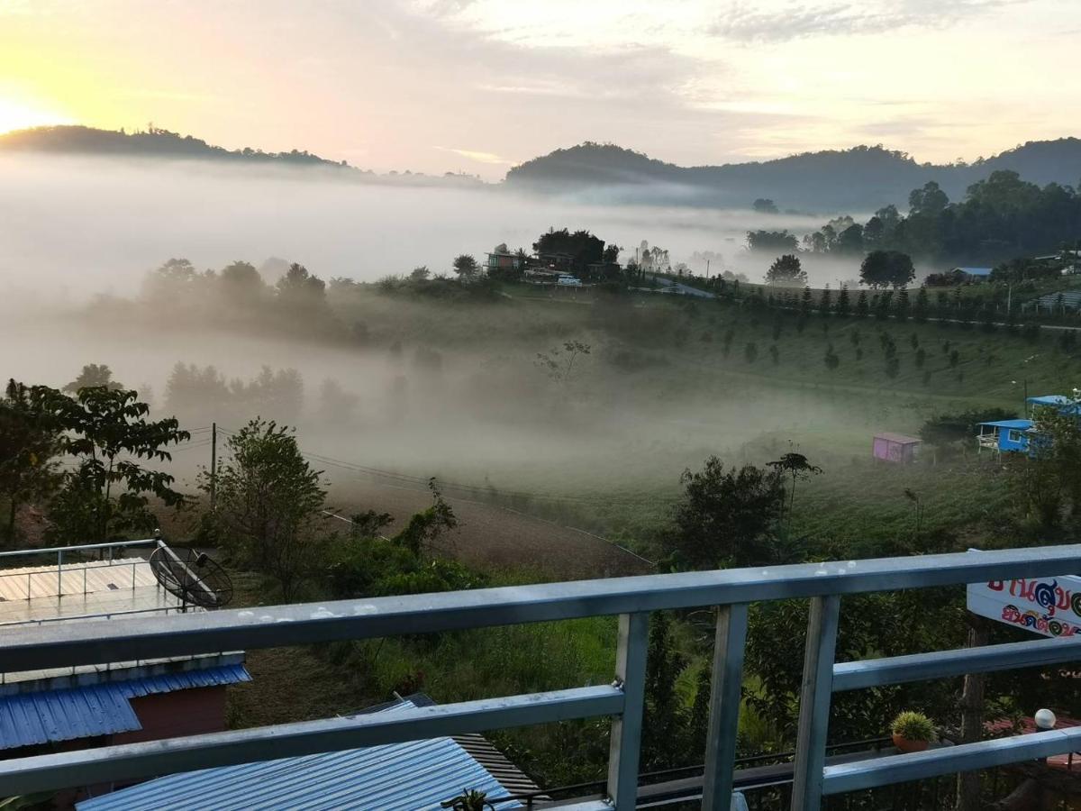 บ้านแช่มช้อย Khao Kho Exteriör bild